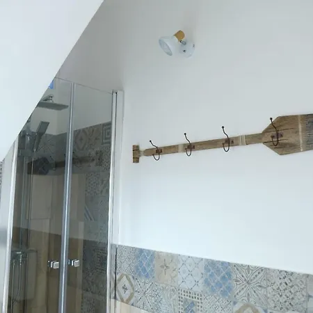 ベッド・アンド・ブレックファスト Favola Di Mare ランペドゥーザ