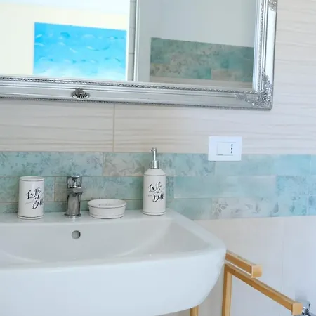 ベッド・アンド・ブレックファスト Favola Di Mare 4*