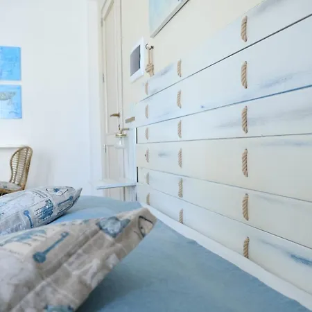 ベッド・アンド・ブレックファスト Favola Di Mare 4*